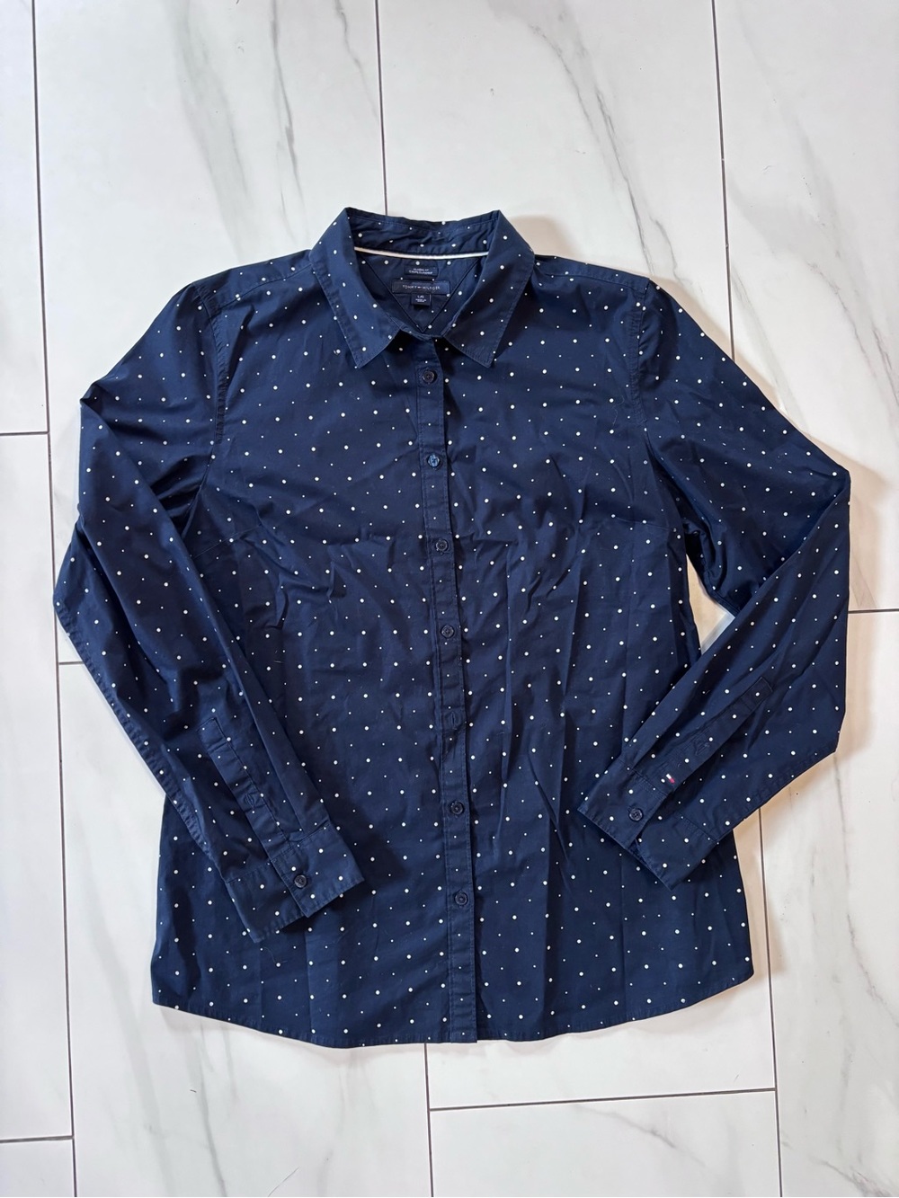 3/$30 Tommy Hilfiger Classic fit Button Down navy blue dress shirt size large